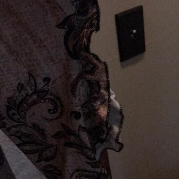 Top - Picture 2 of 2